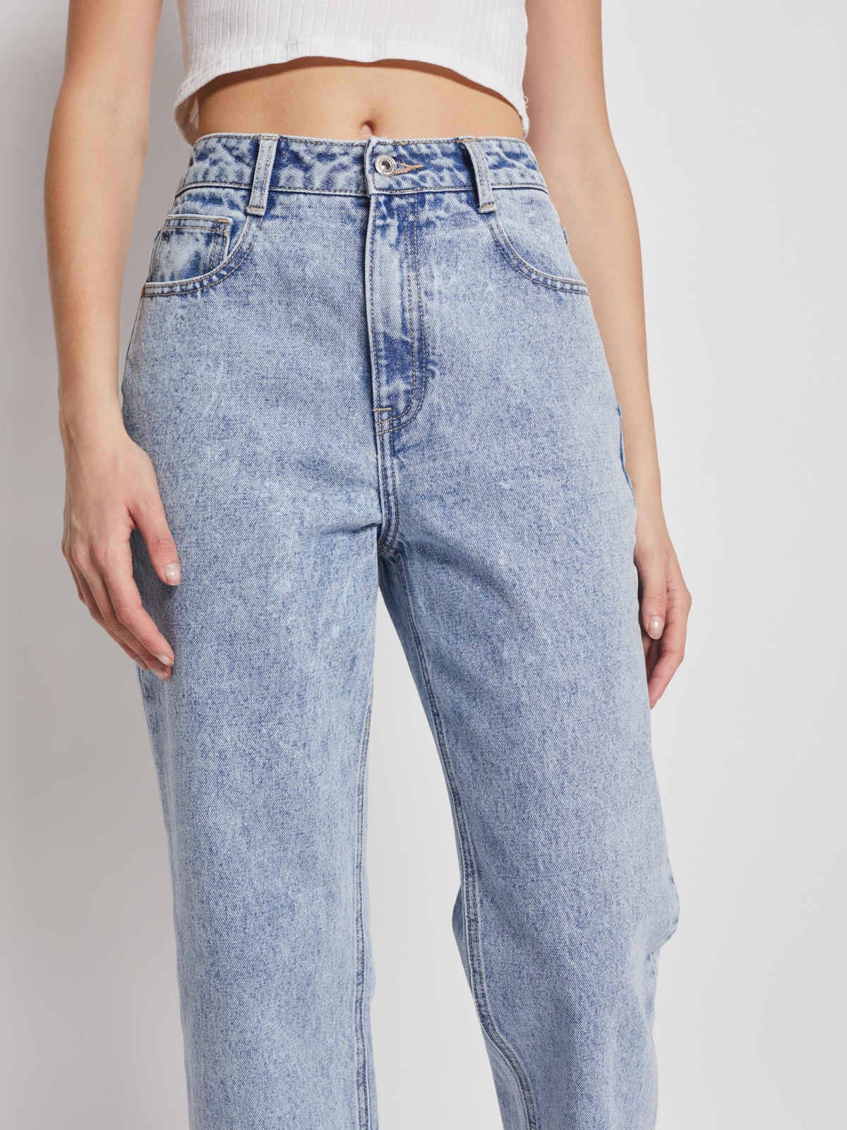 Джинсы прямого силуэта