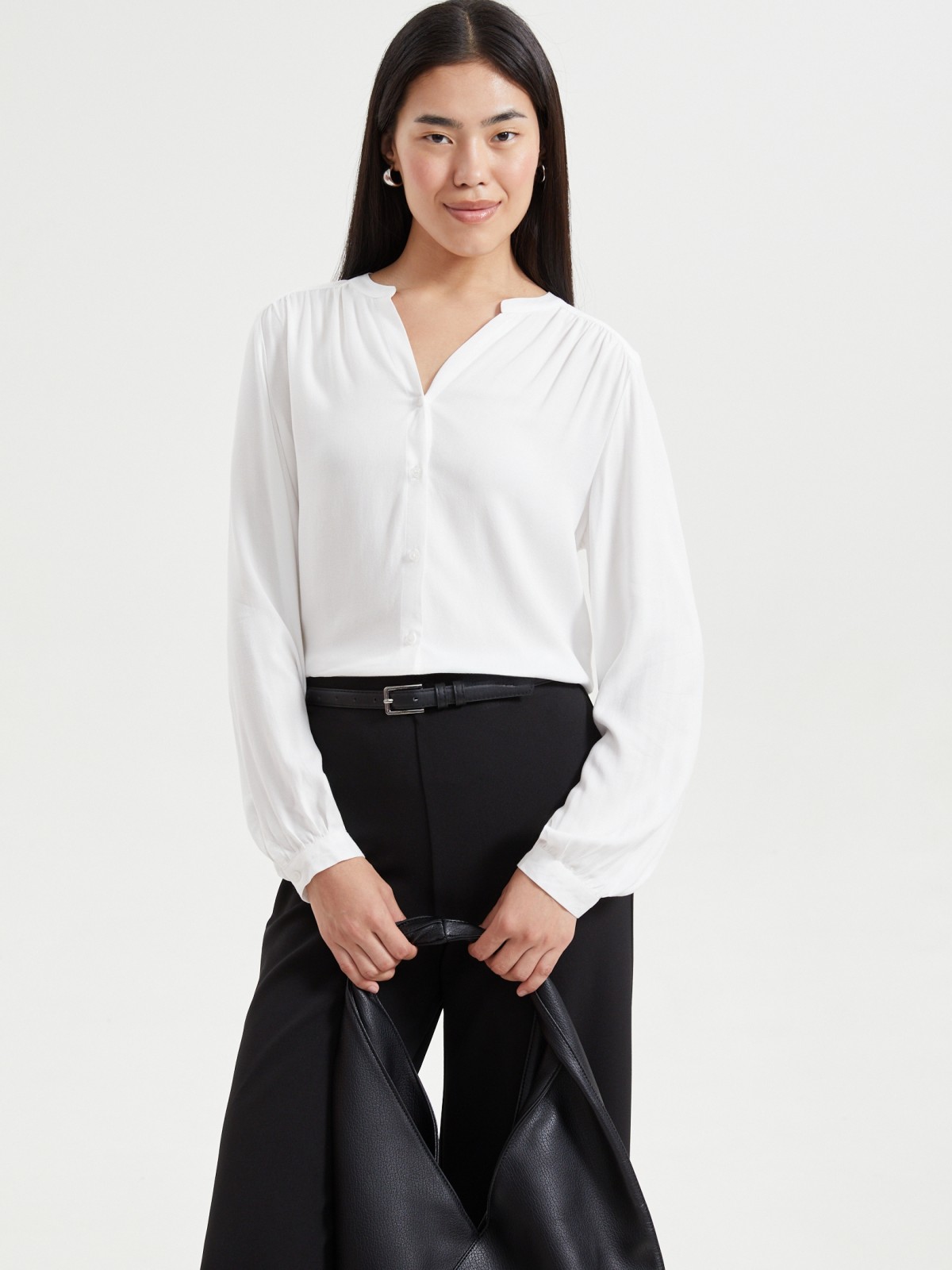 Офисная рубашка из вискозы с длинным рукавом