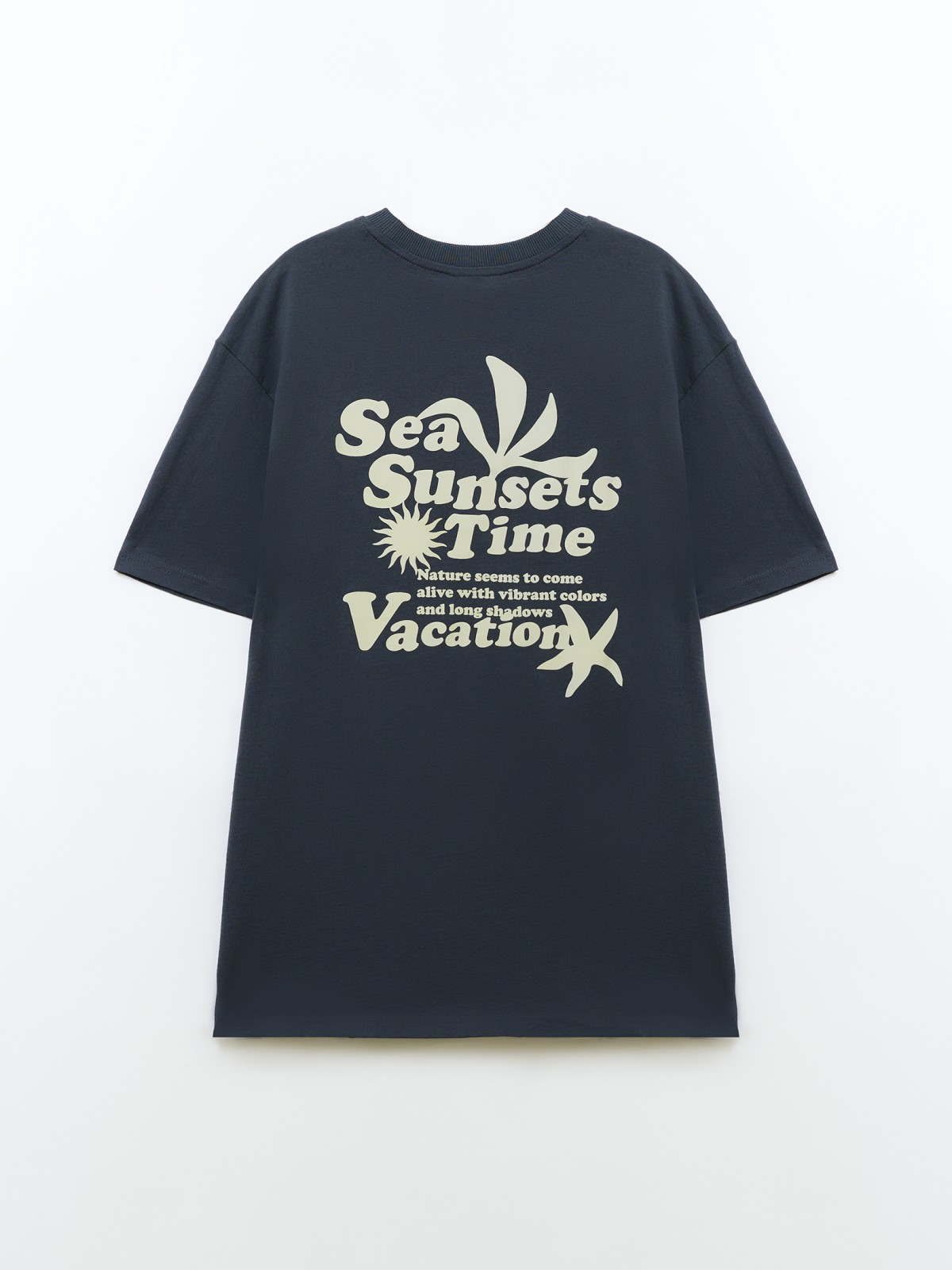 Футболка из хлопка с надписью на спине