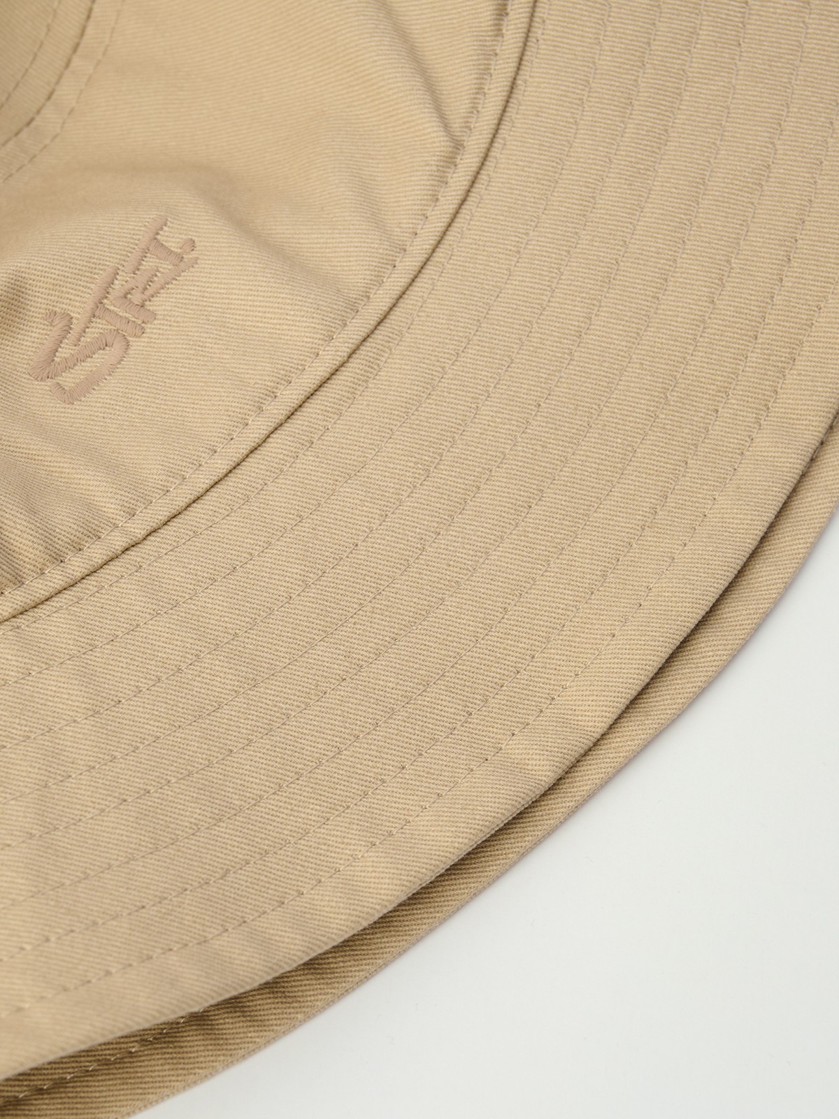 Панама из хлопка с вышивкой