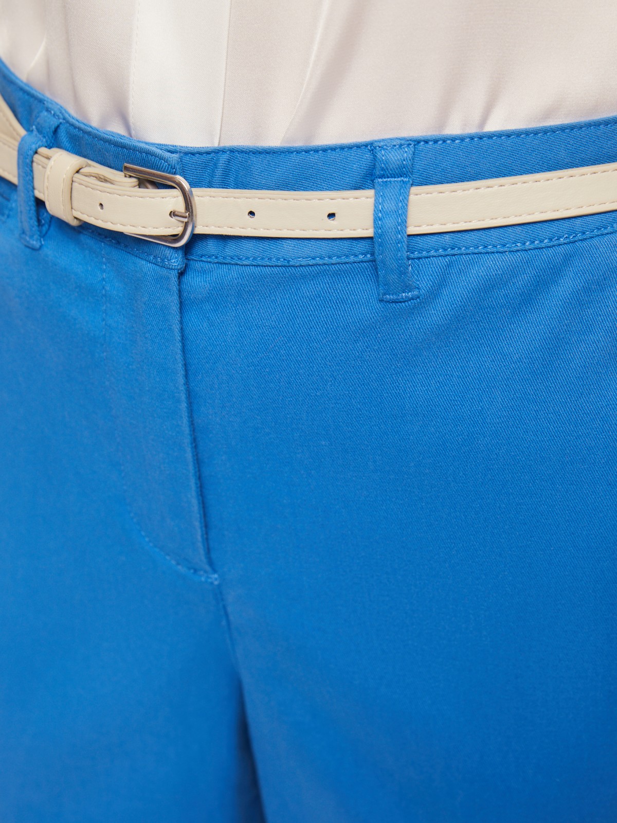 Офисные брюки-чинос со стрелками и ремнём zolla 02422736F043, цвет голубой, размер S - фото 4