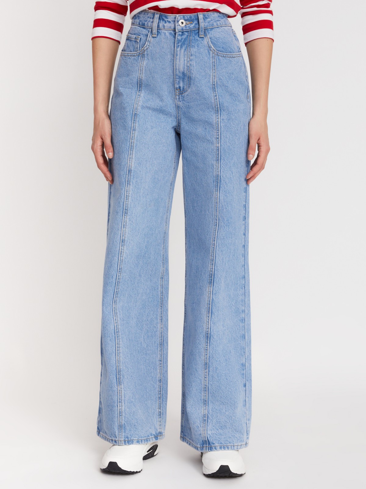 Джинсы силуэта Wide