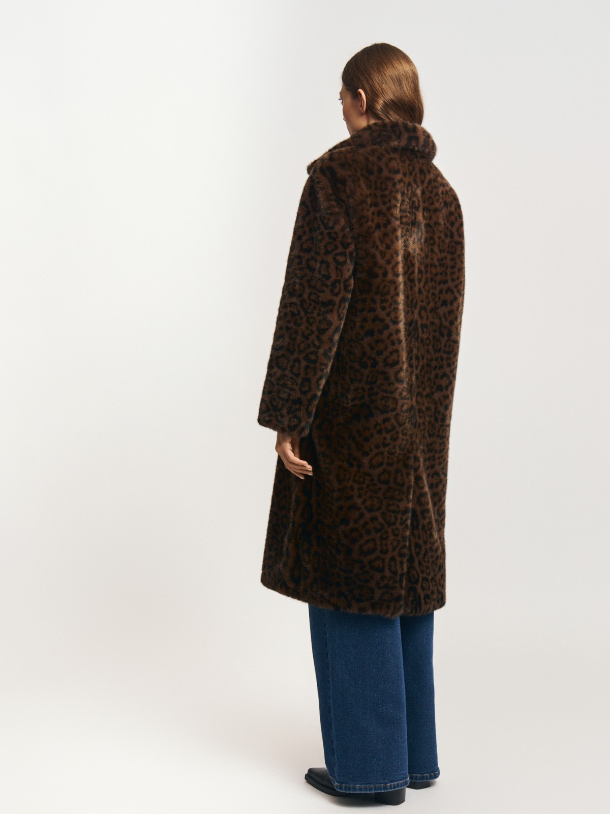 Длинное тёплое пальто-шуба из экомеха