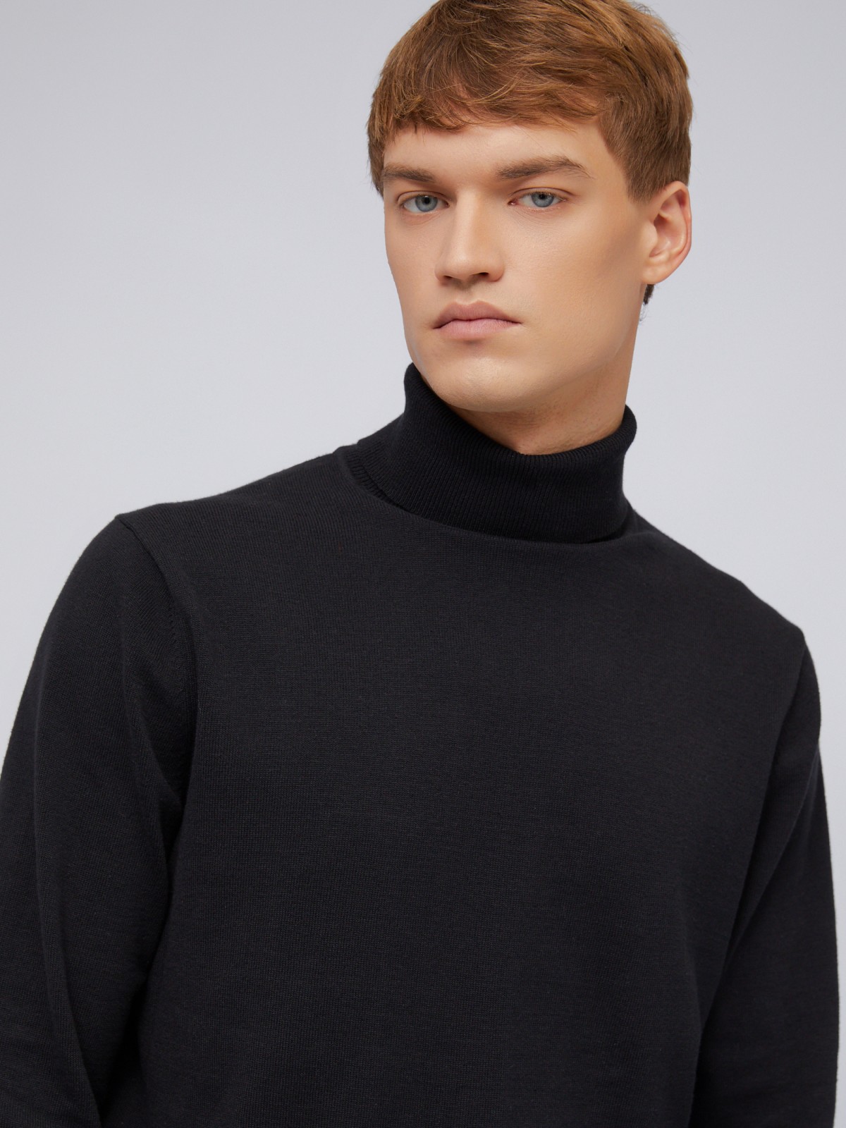 Тонкая водолазка из хлопка с воротником гольф