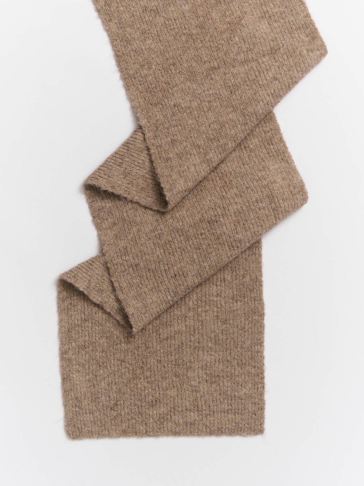 Вязаный шарф с шерстью