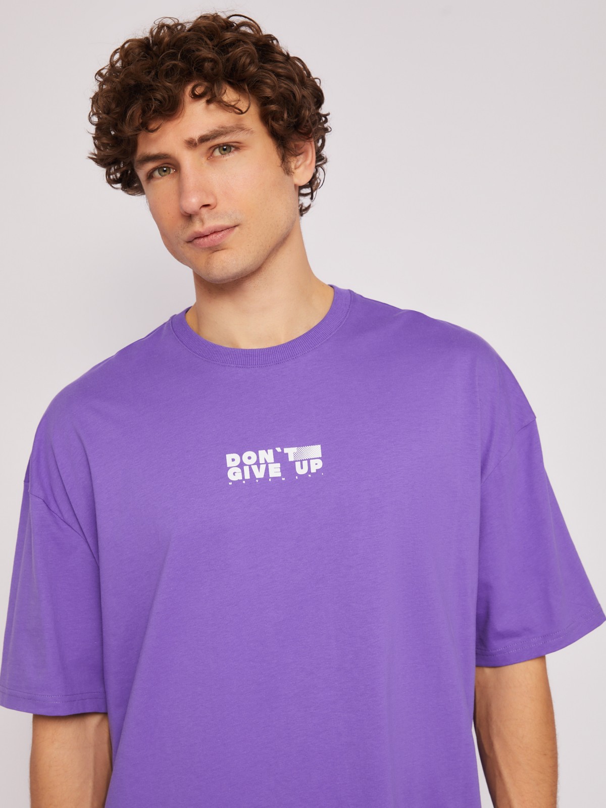 Футболка оверсайз из хлопка с коротким рукавом и принтом-надписью