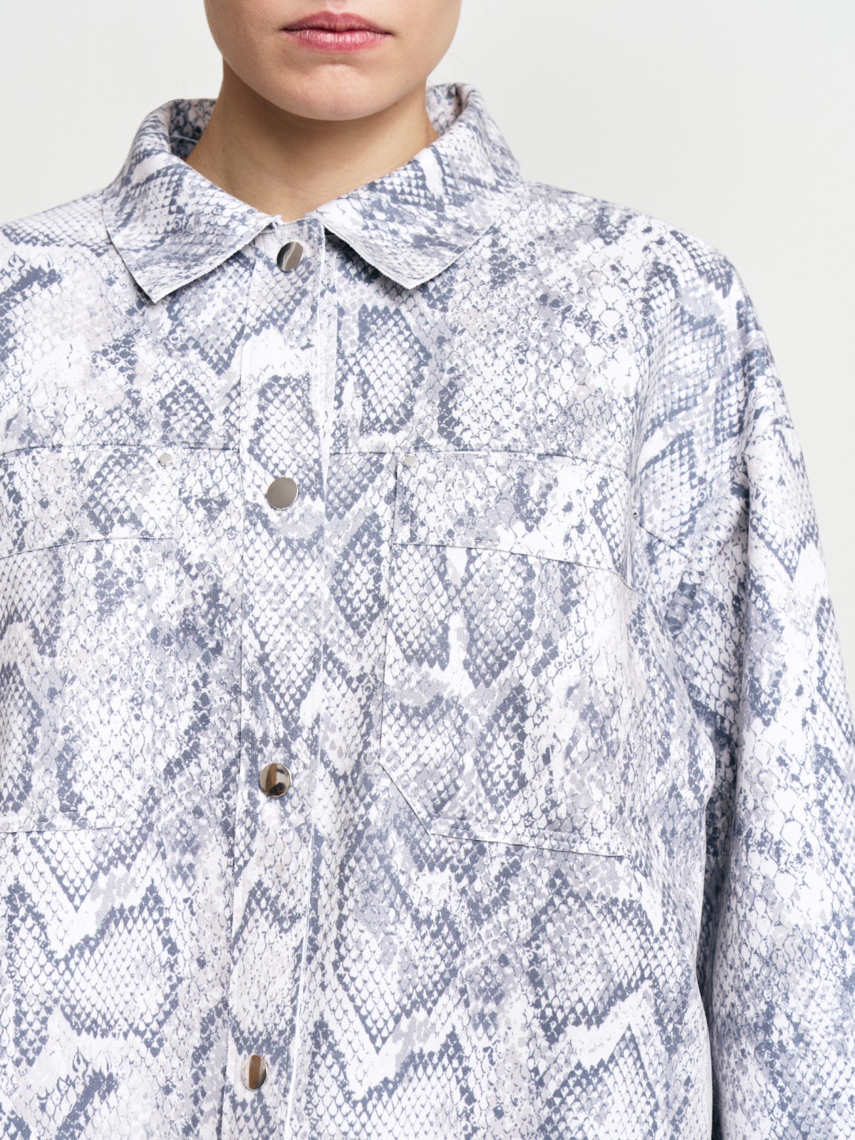 Куртка с принтом без утеплителя