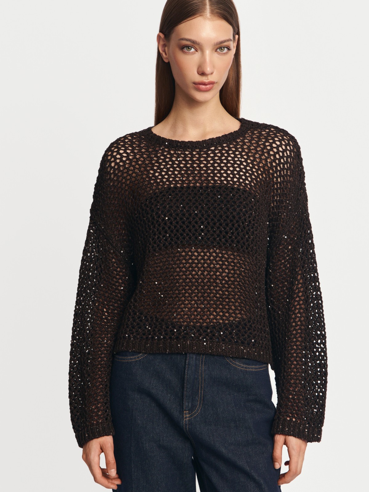 Вязаный джемпер-сетка с пайетками