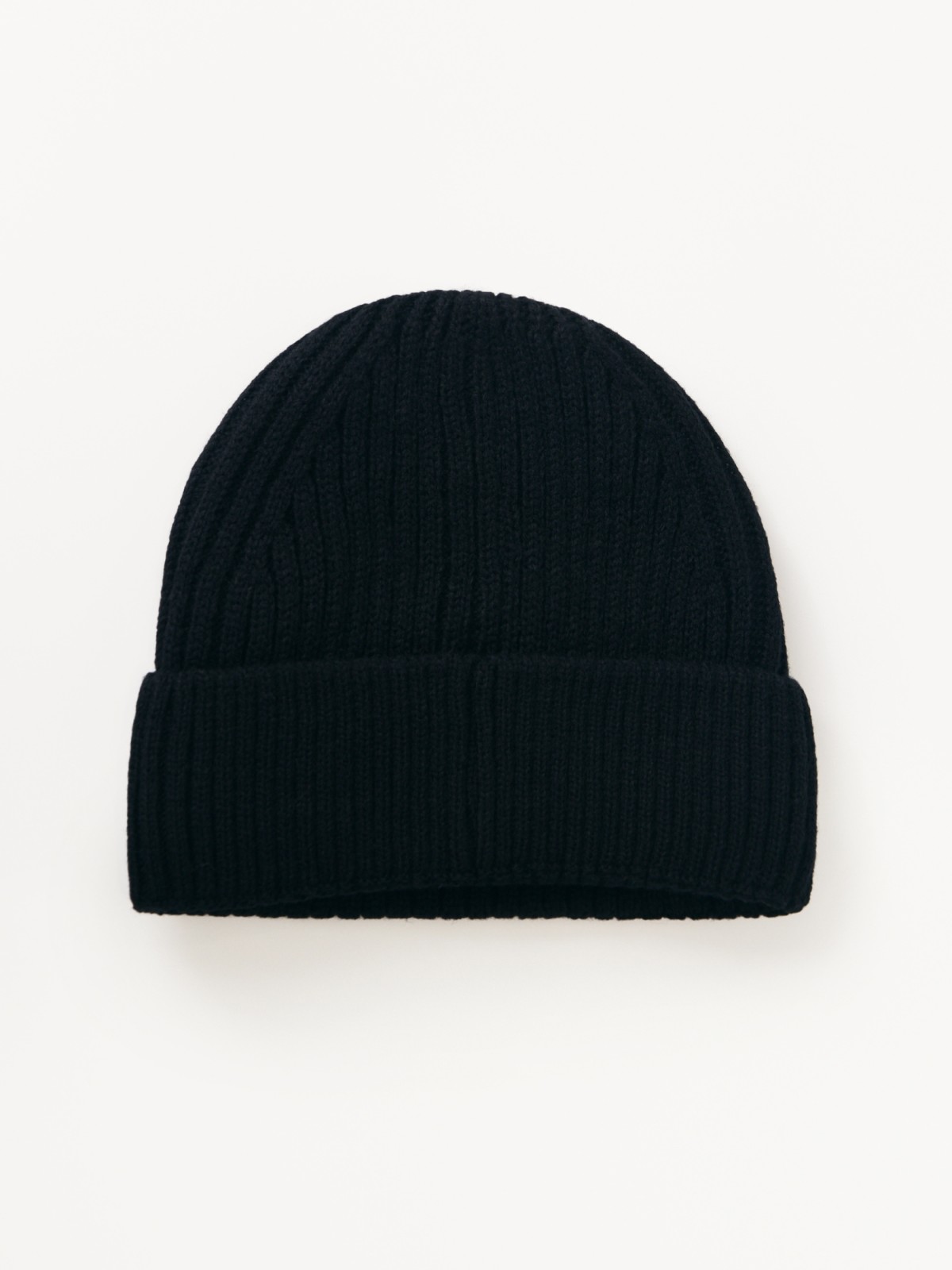 Вязаная шапка-бини с экомехом