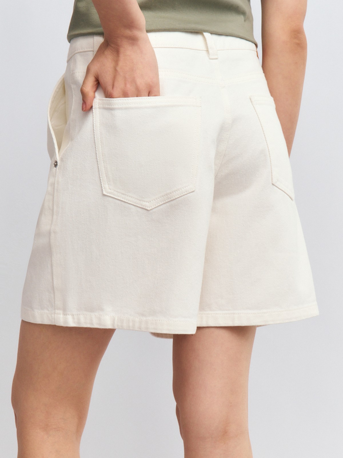 Джинсовые удлинённые шорты-бермуды