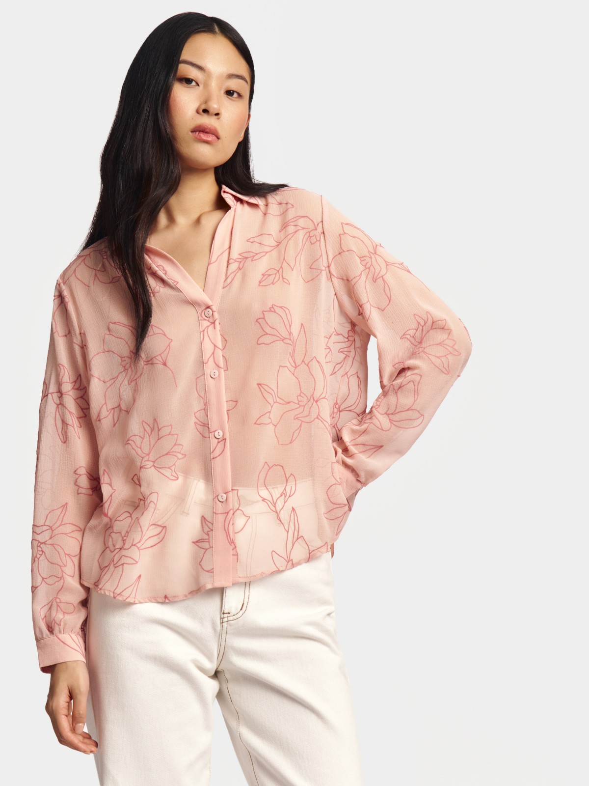 Шифоновая рубашка с вырезом на груди