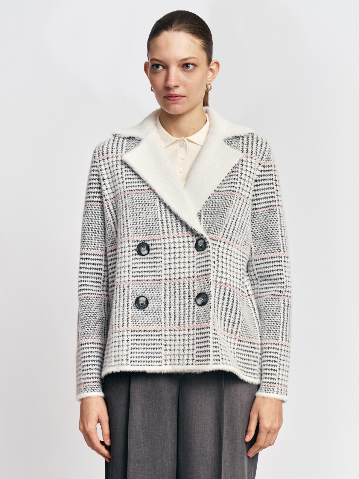 Двубортный кардиган-жакет с узором в клетку
