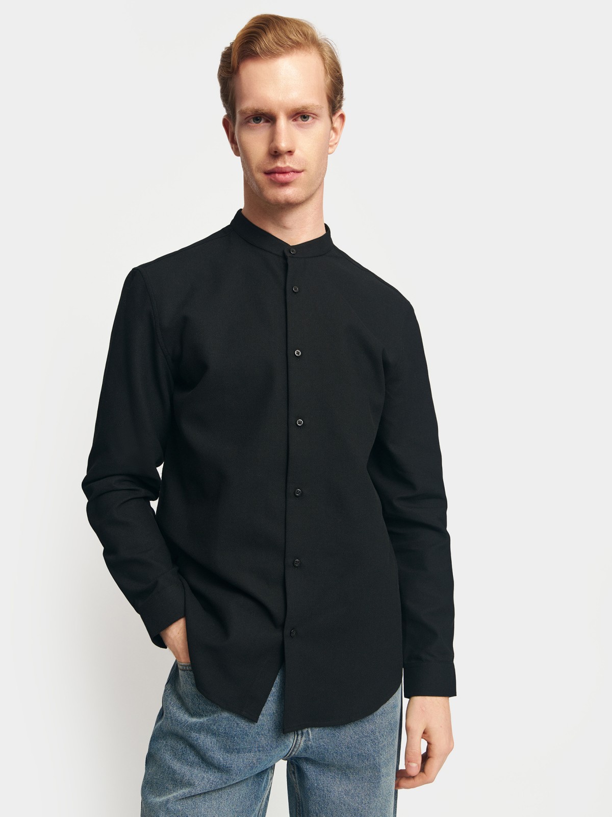 Офисная рубашка с воротником-стойкой и длинным рукавом