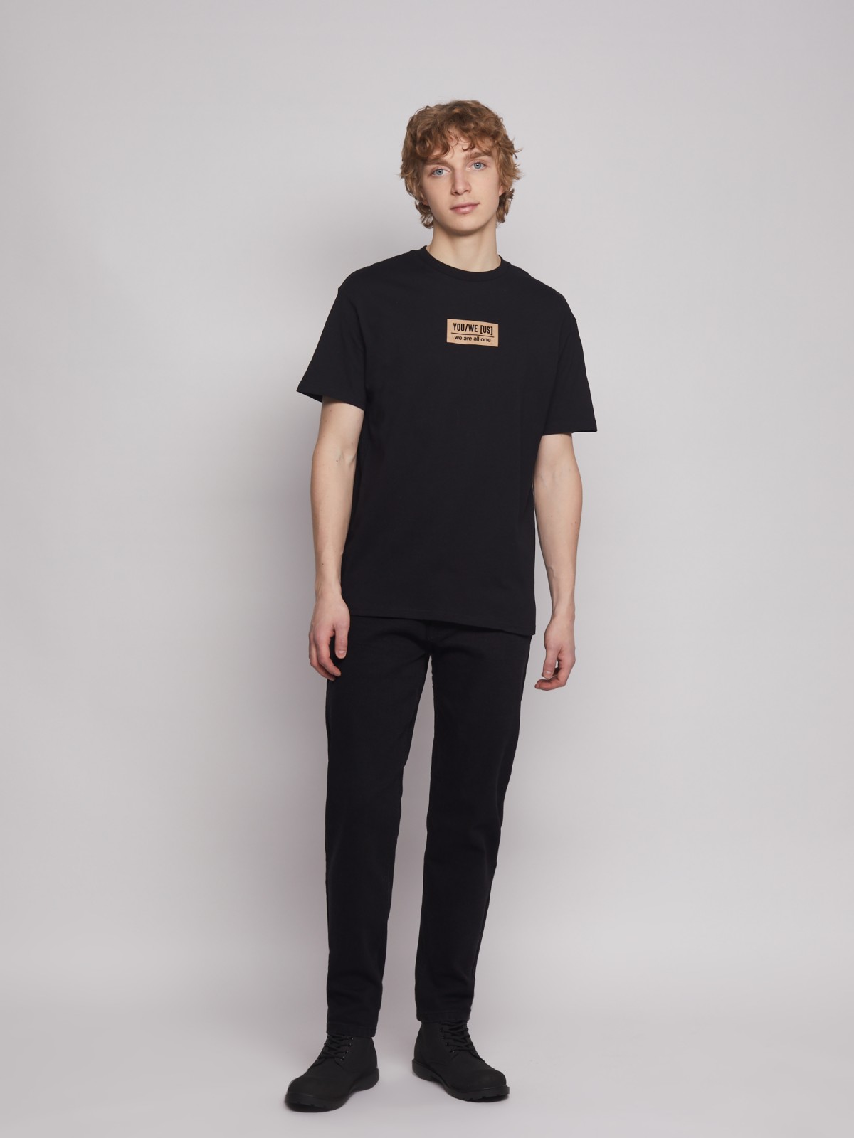 Футболка с принтом-надписью