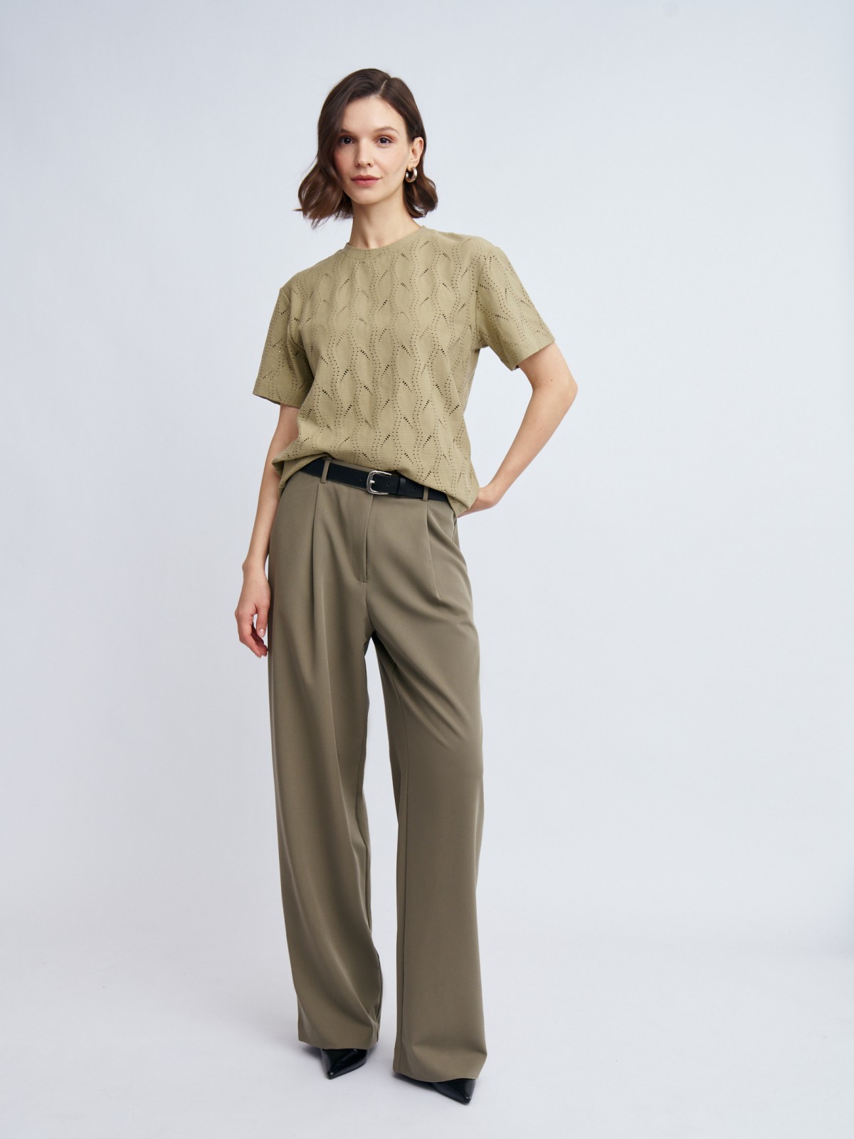 Ажурная футболка из хлопка