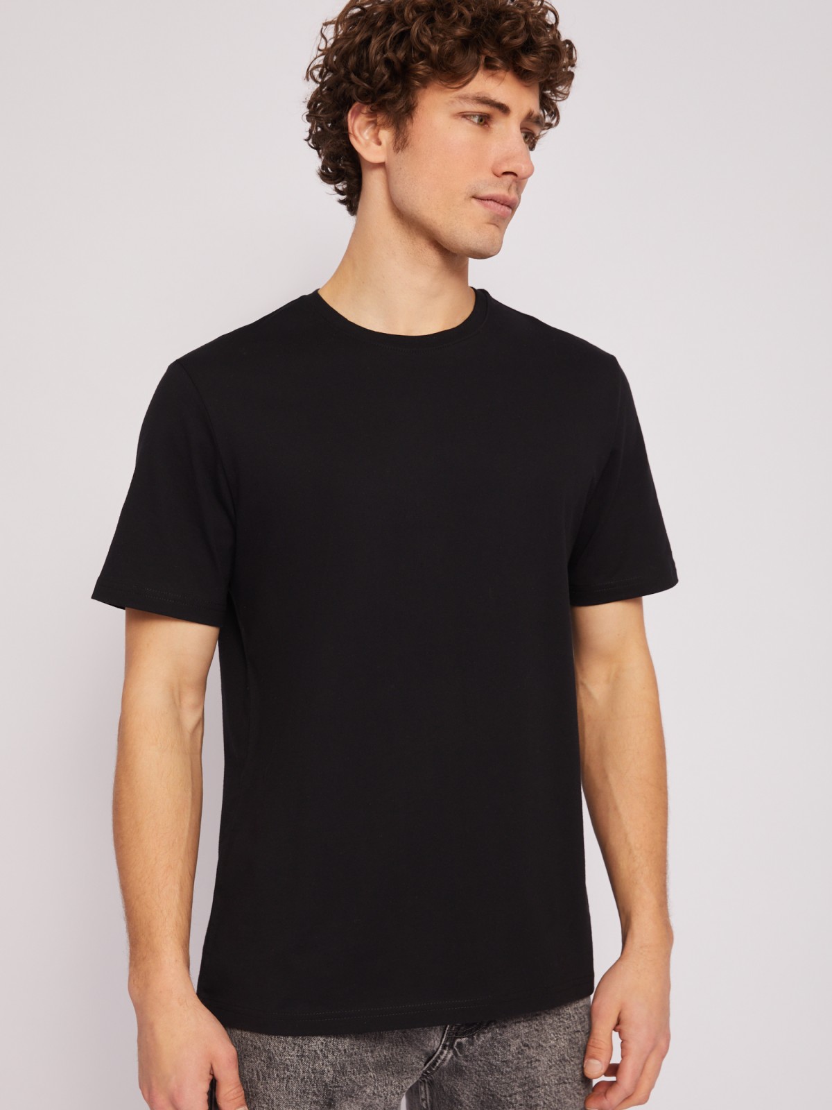 Однотонная футболка из хлопка с коротким рукавом