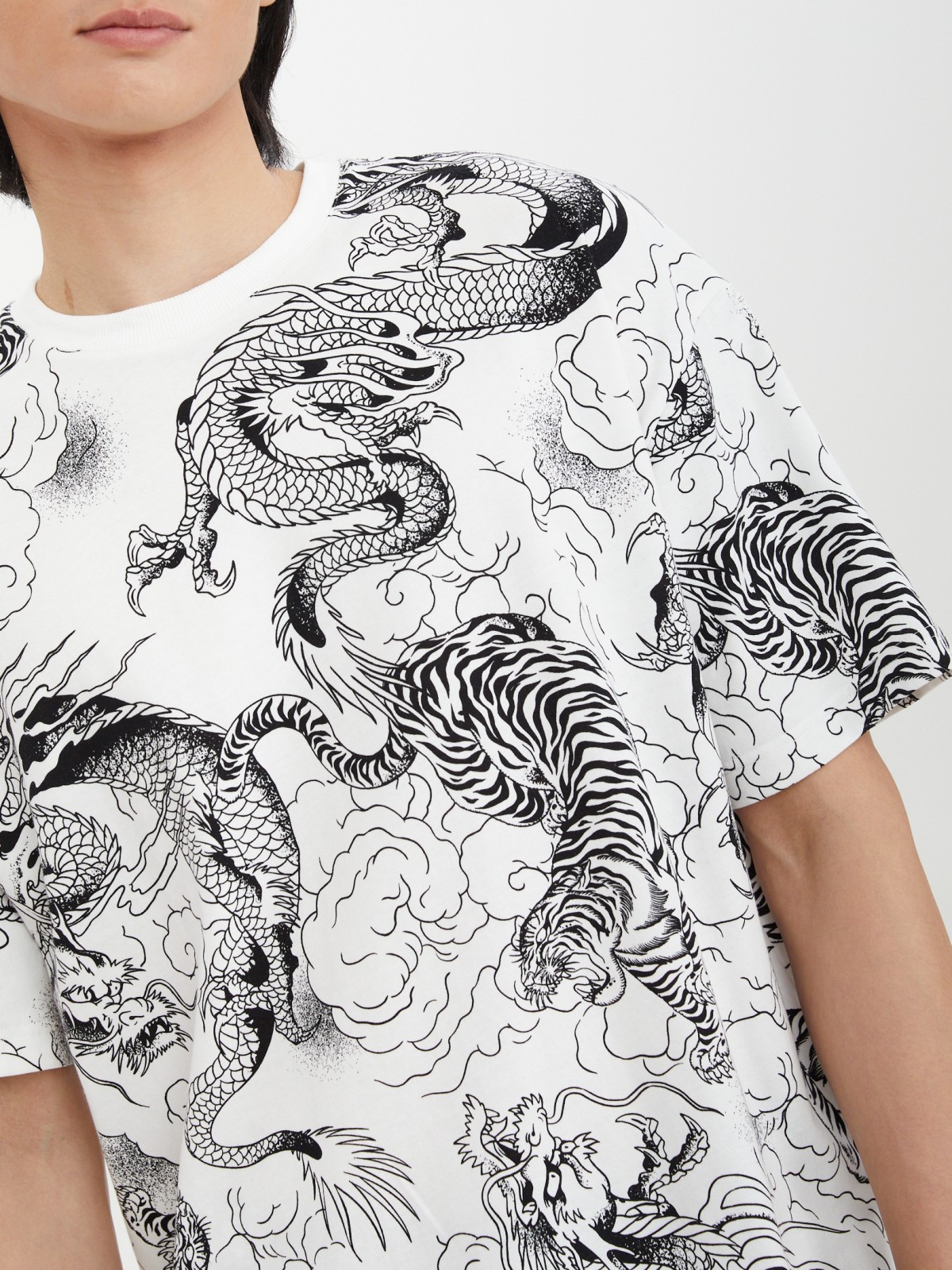 Футболка оверсайз из хлопка с принтом