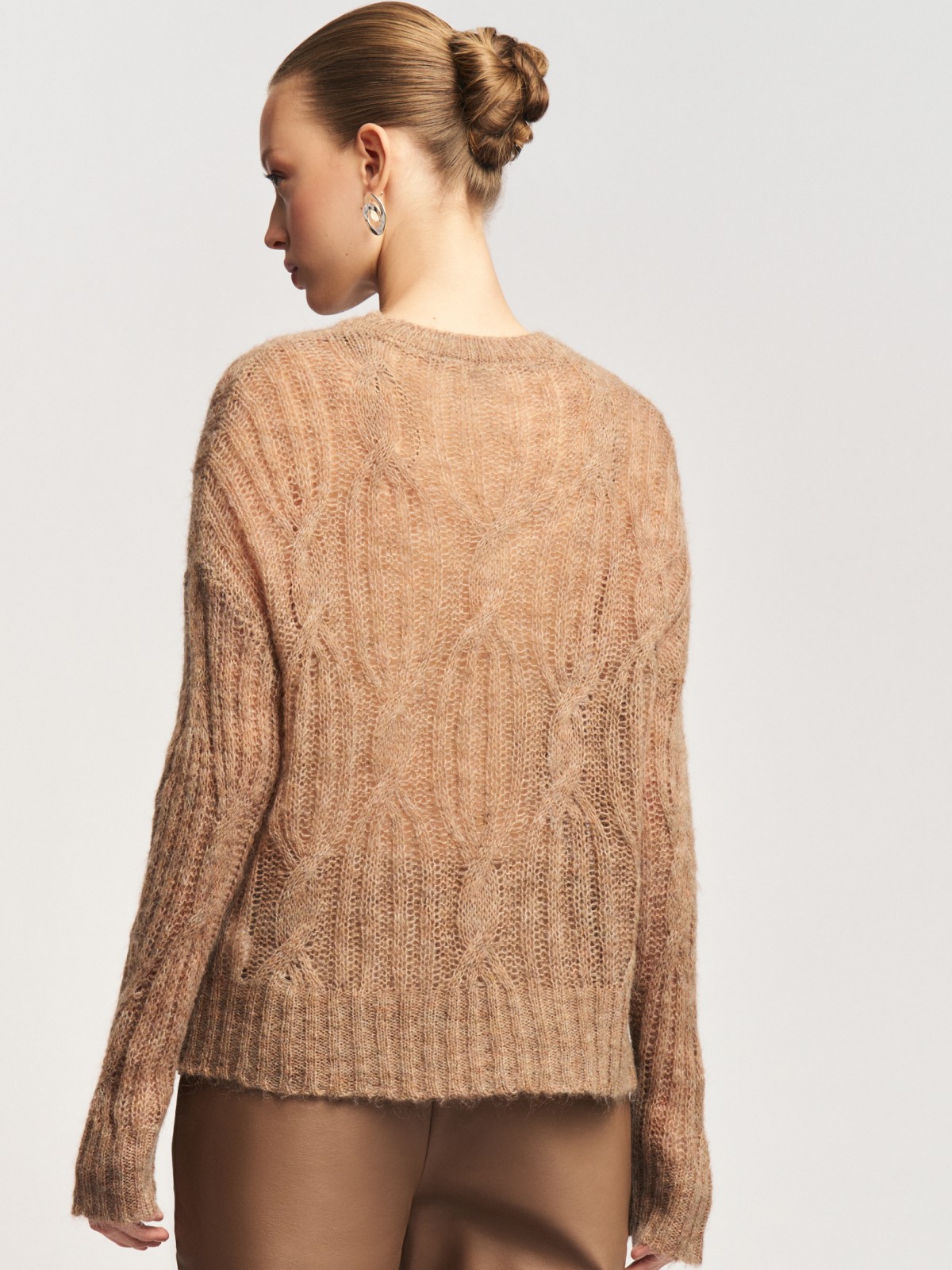 Вязаный полупрозрачный джемпер