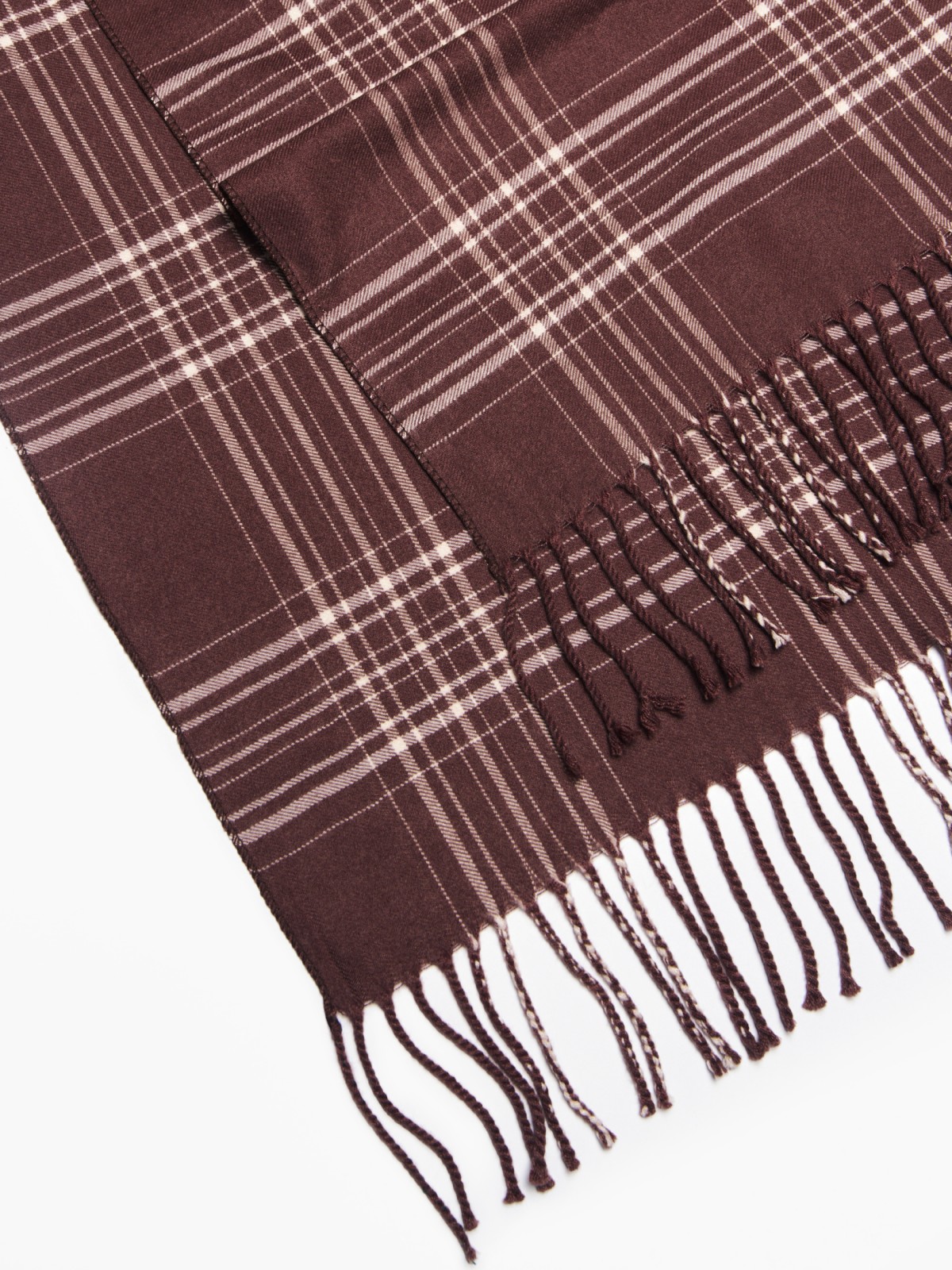 Тканевый шарф в клетку с бахромой