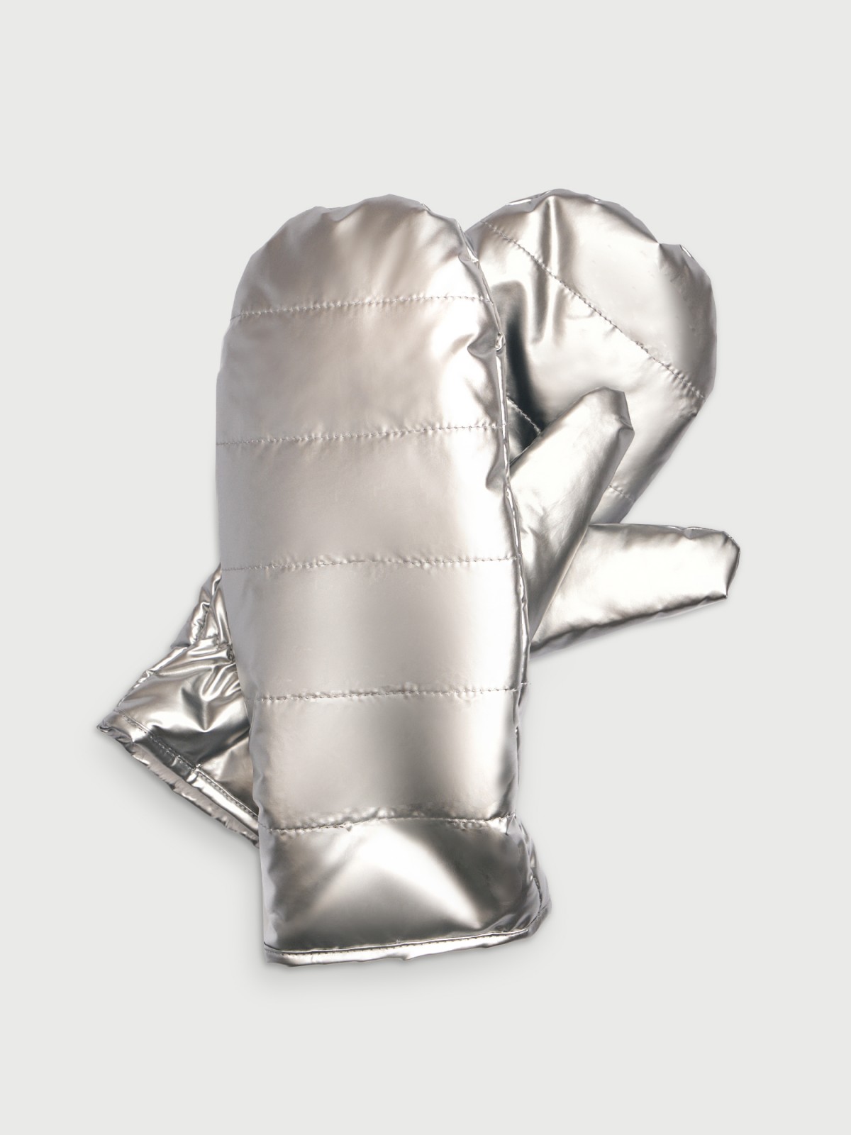 Тёплые варежки из экокожи