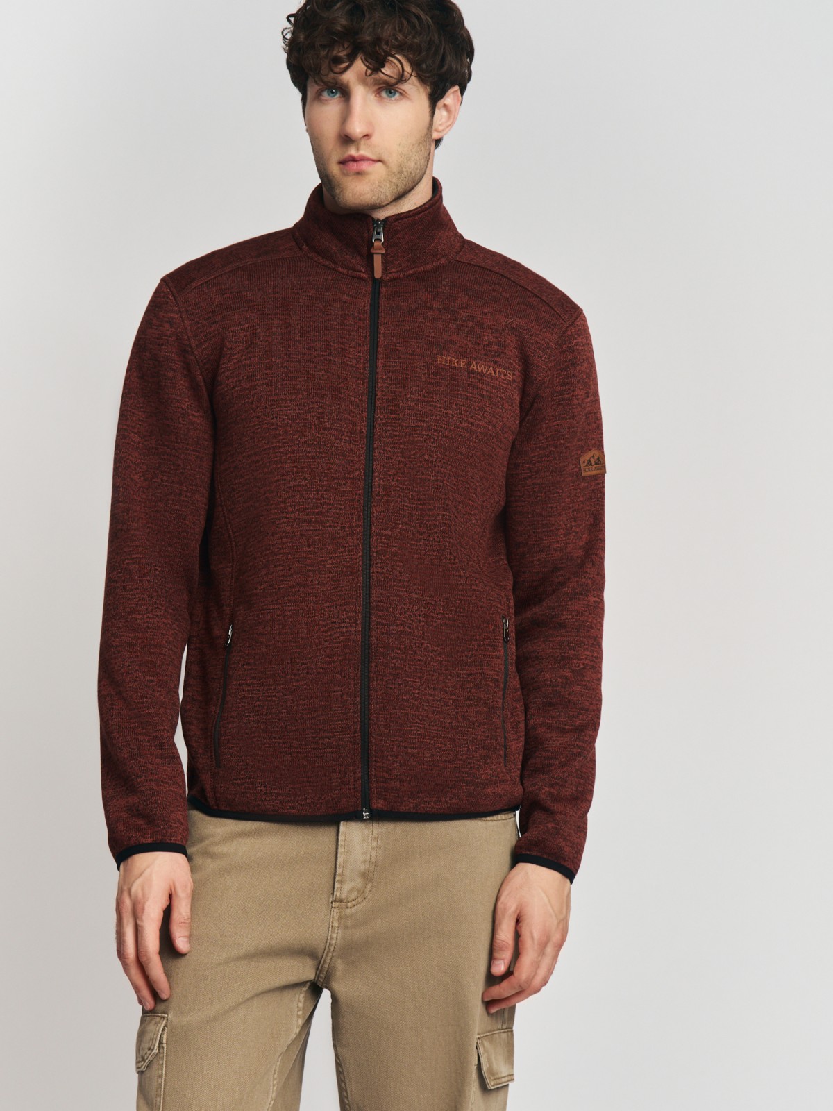 Утеплённая толстовка с воротником-стойкой