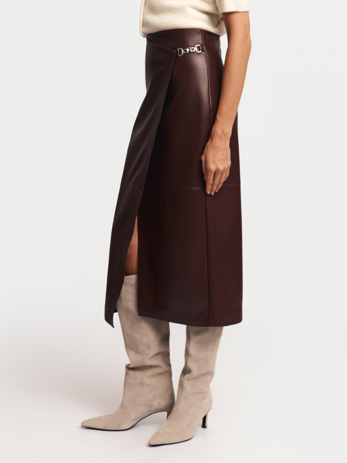 Юбка из экокожи с запахом