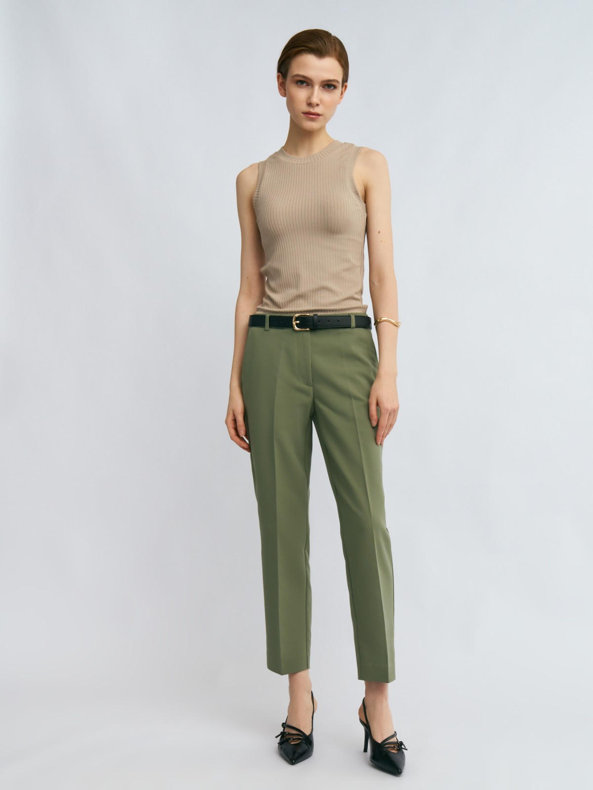 Офисные брюки силуэта Slim со стрелками