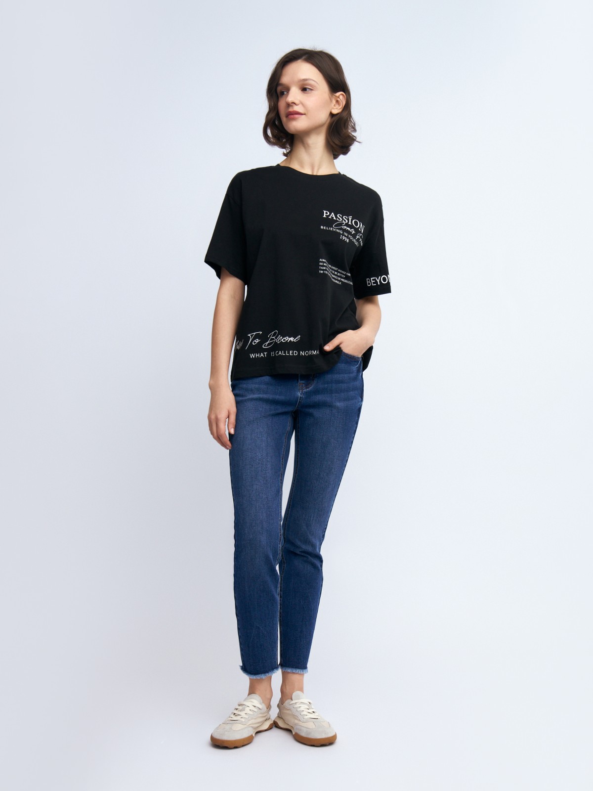 Джинсы силуэта Skinny с бахромой