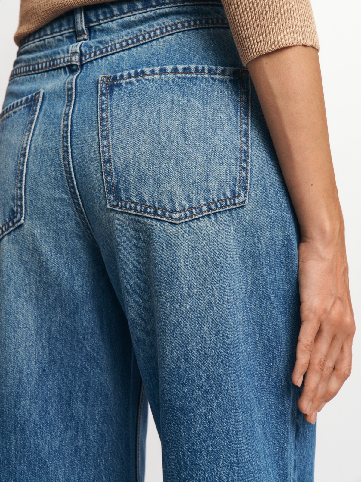 Джинсы силуэта Bootcut с высокой посадкой