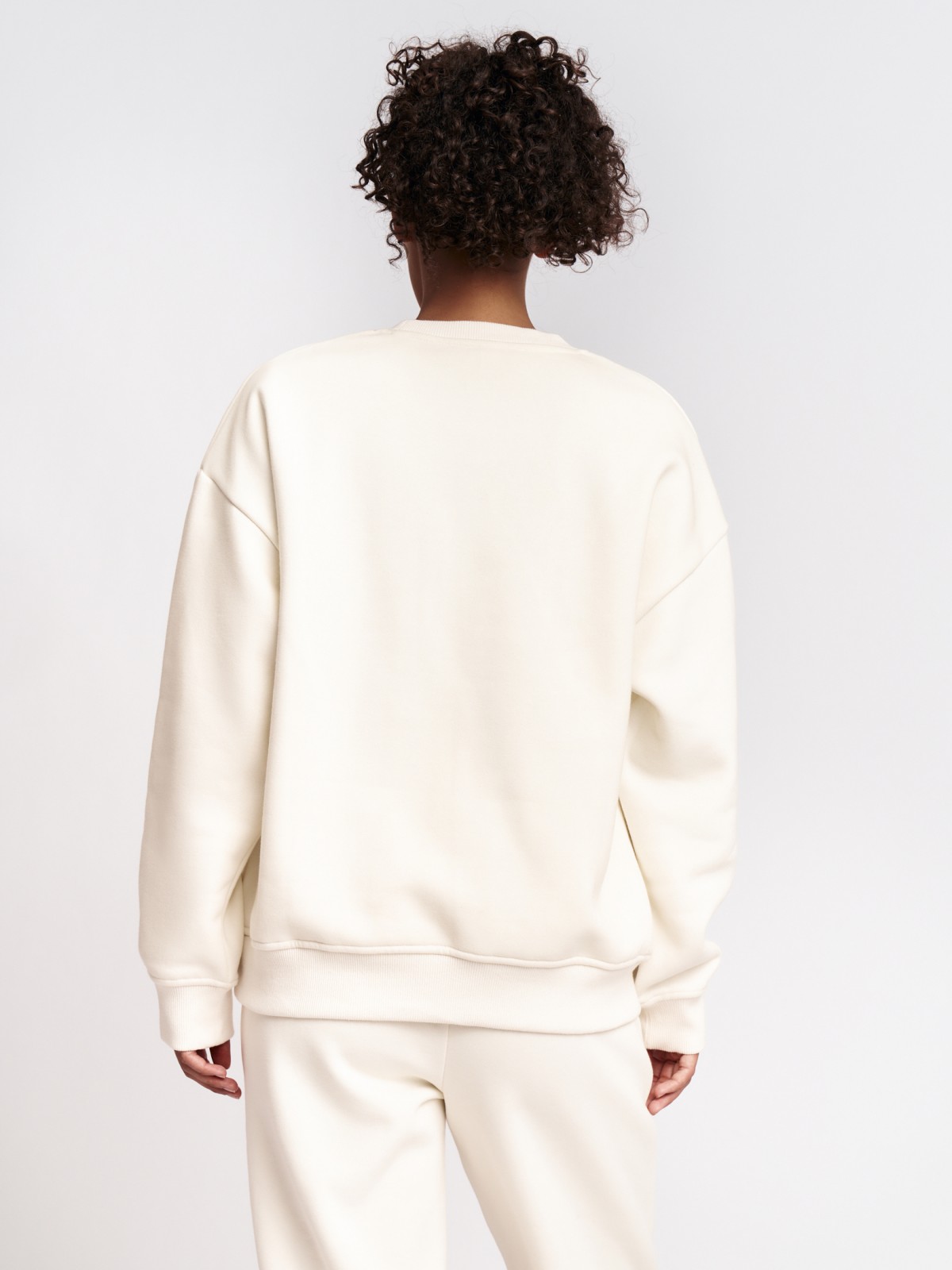 Тёплый трикотажный свитшот с начёсом