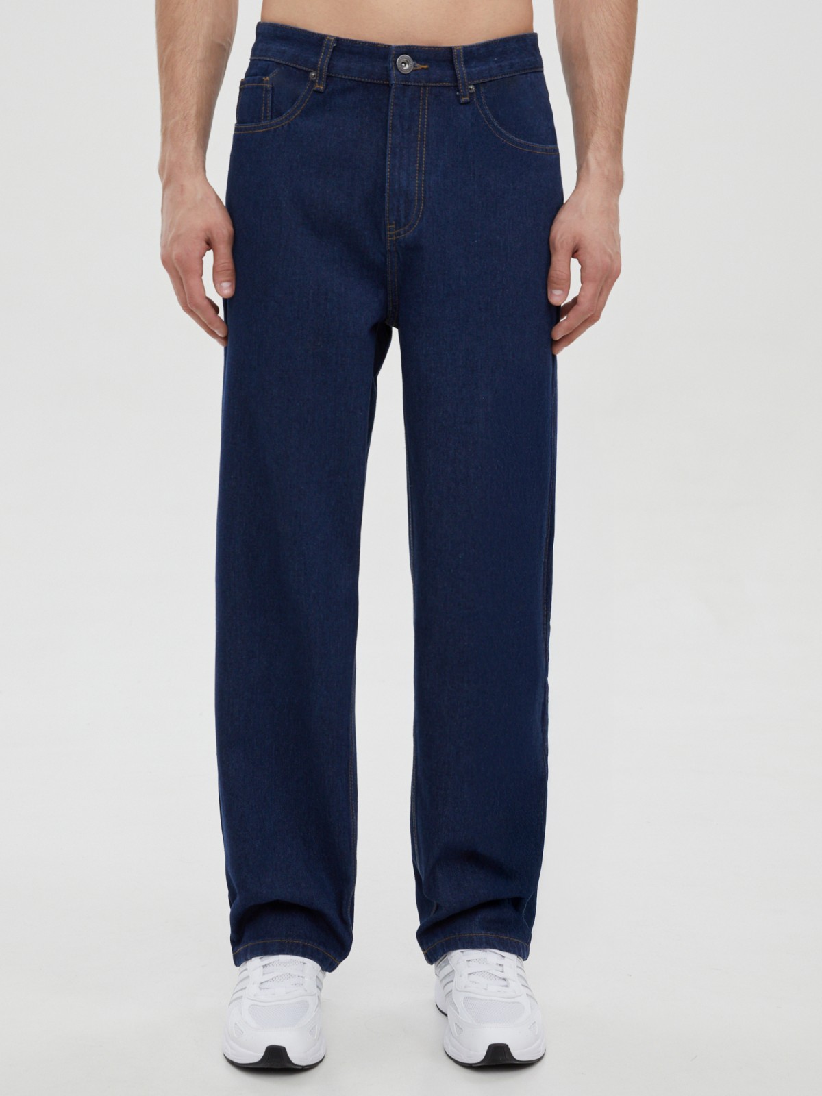 Джинсы фасона Loose