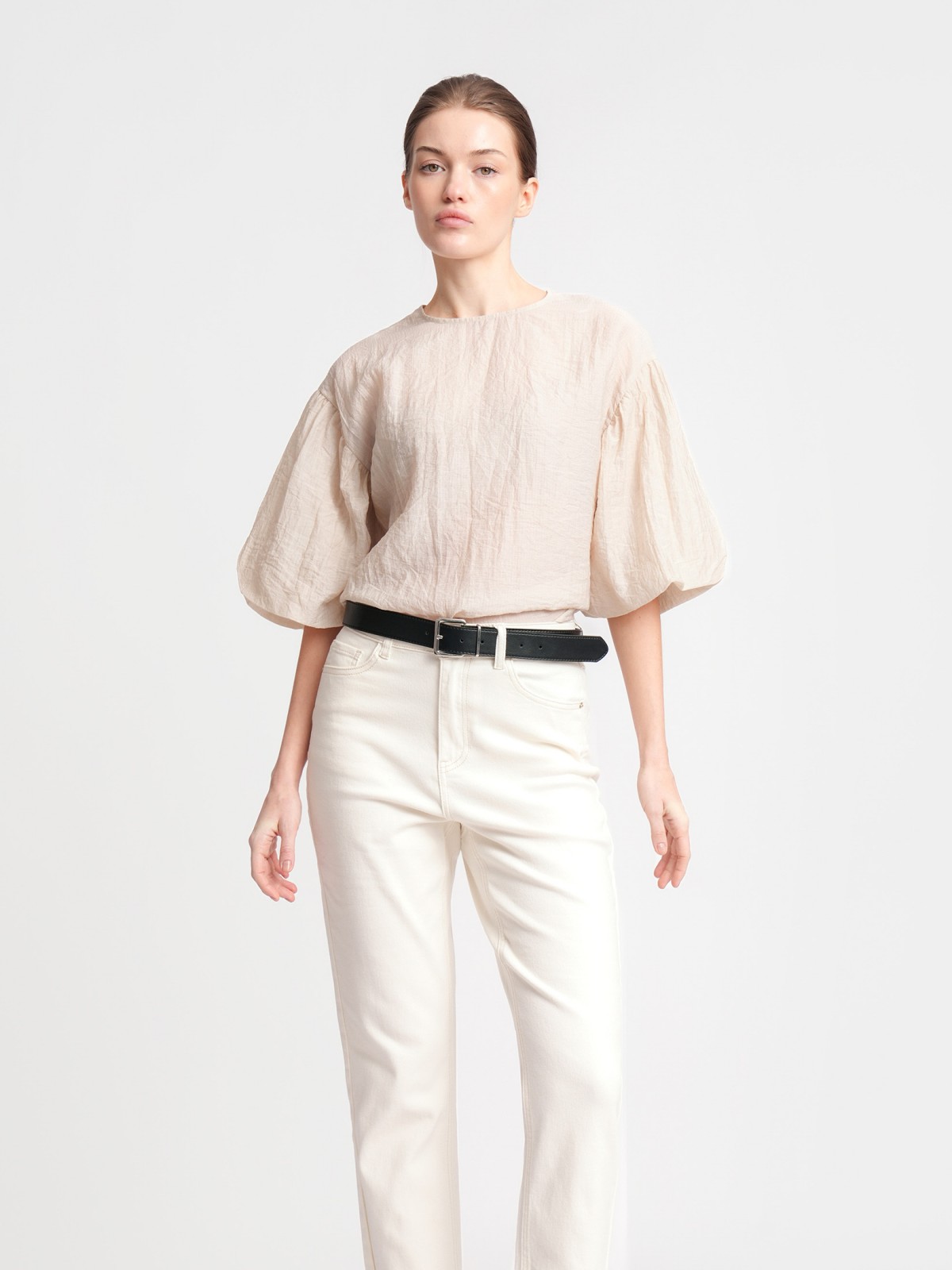 Блузка с короткими рукавами