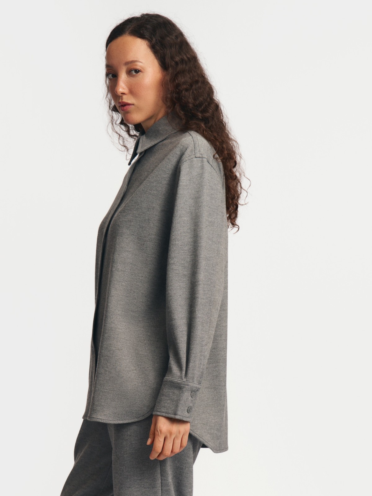 Верхняя рубашка на пуговицах