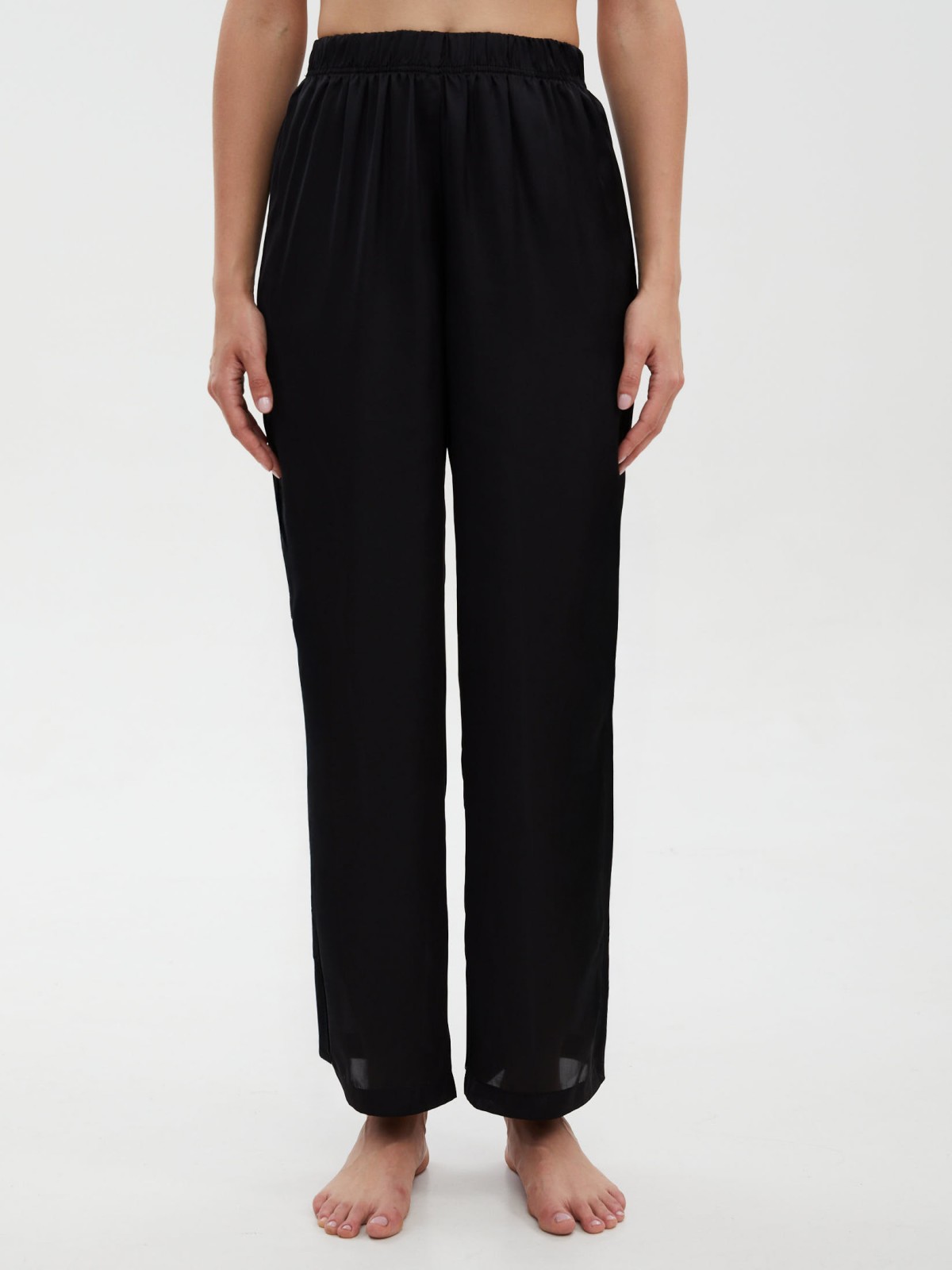 Прямые брюки на резинке