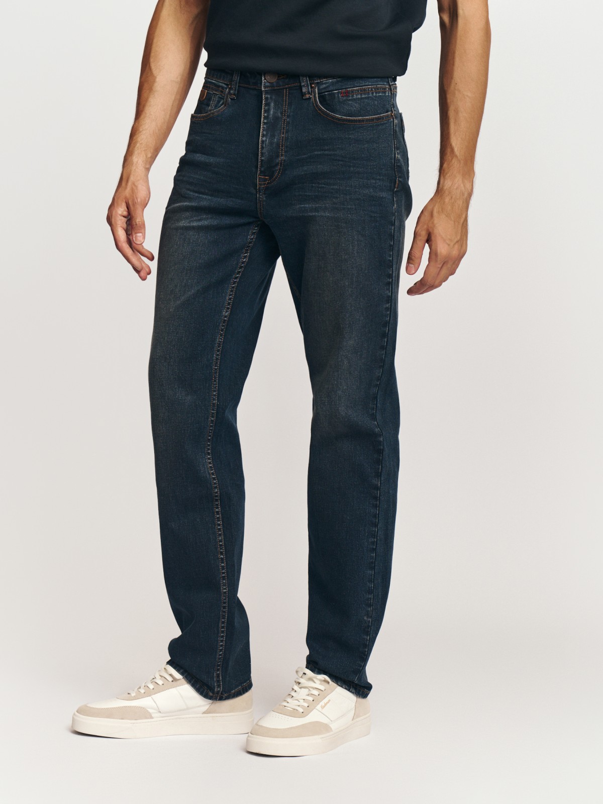 Джинсы фасона Slim