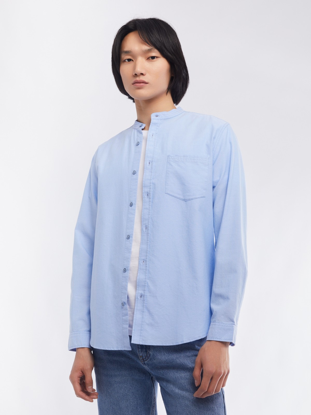 Офисная рубашка из хлопка с воротником-стойкой и длинным рукавом zolla 014122159033, цвет светло-голубой, размер S