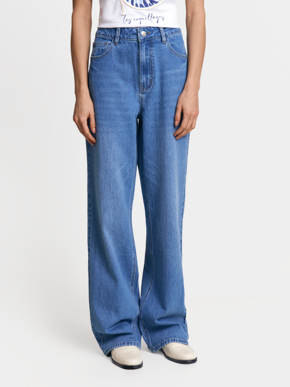 Джинсы прямого силуэта с высокой посадкой