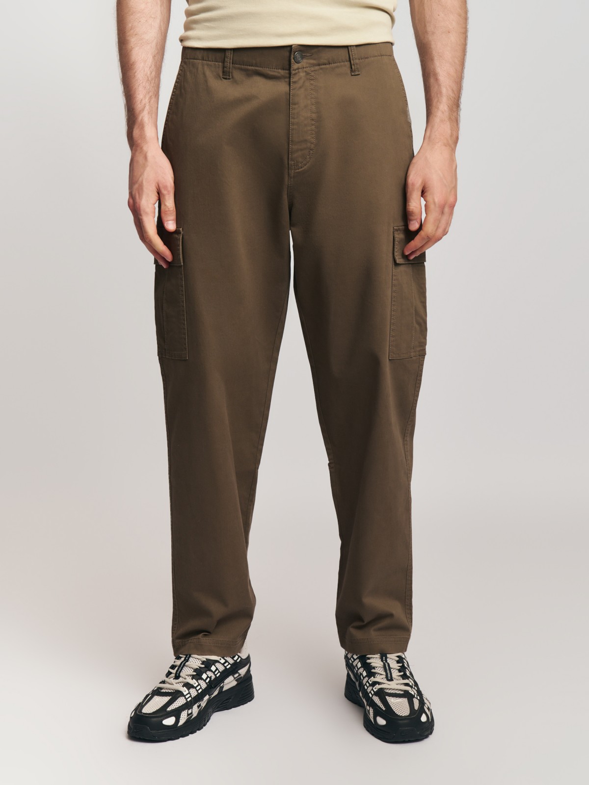 Брюки из хлопка с карманами карго