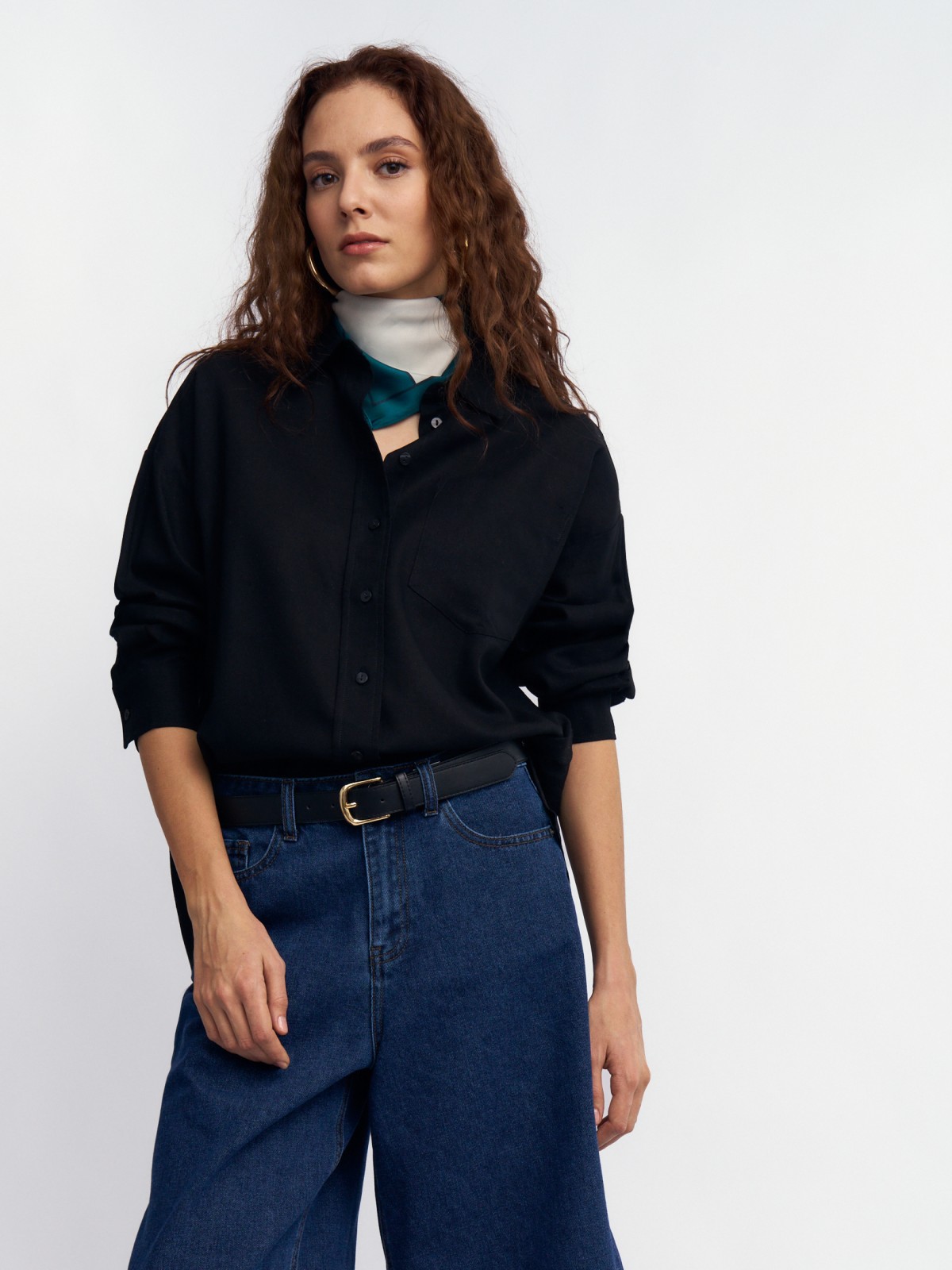 Льняная рубашка с карманом