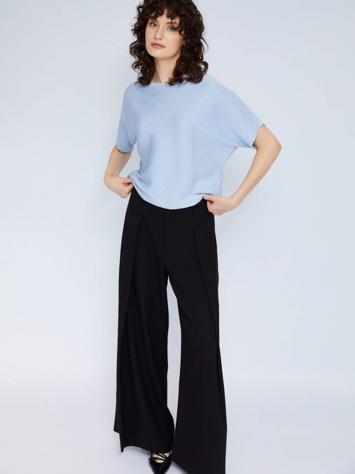 Блестящий джемпер с люрексом и с коротким рукавом