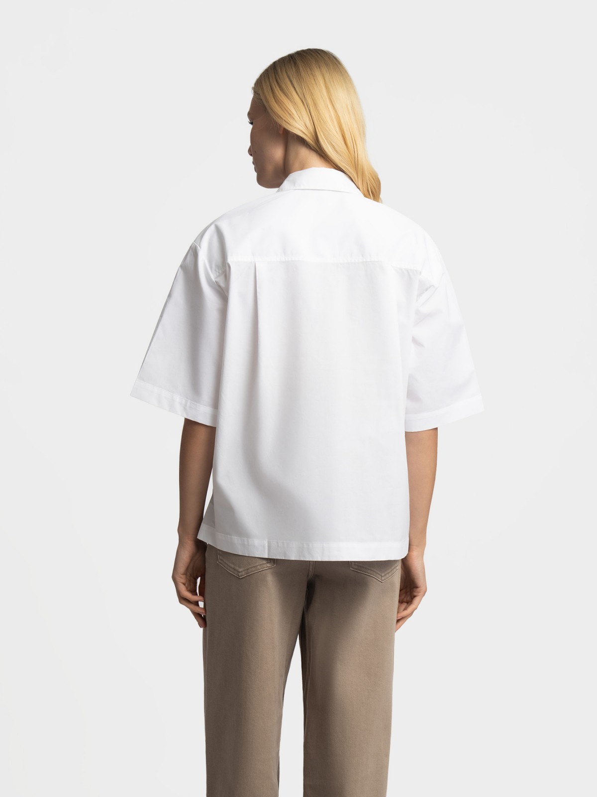 Рубашка из хлопка с коротким рукавом