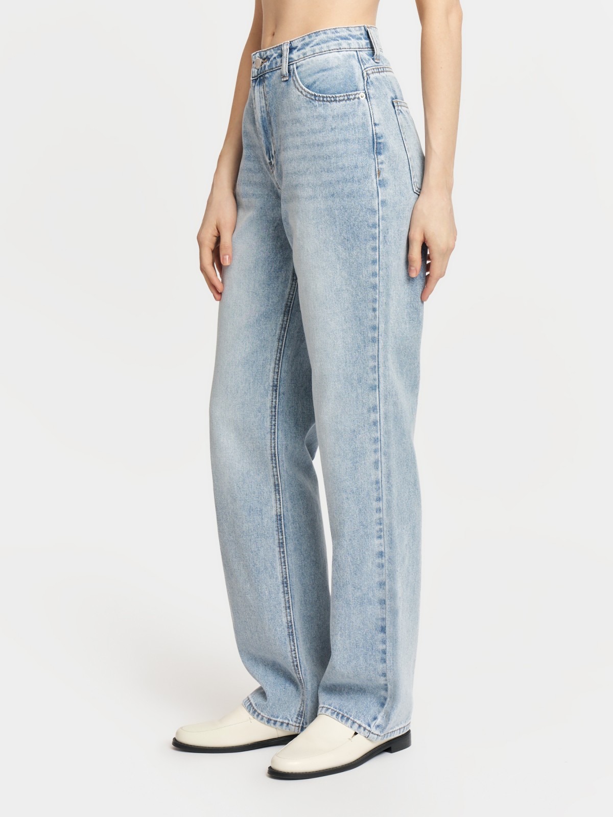 Джинсы прямого силуэта со средней посадкой