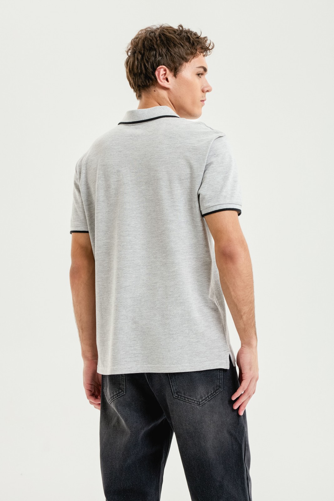 Футболка поло из хлопка однотонная