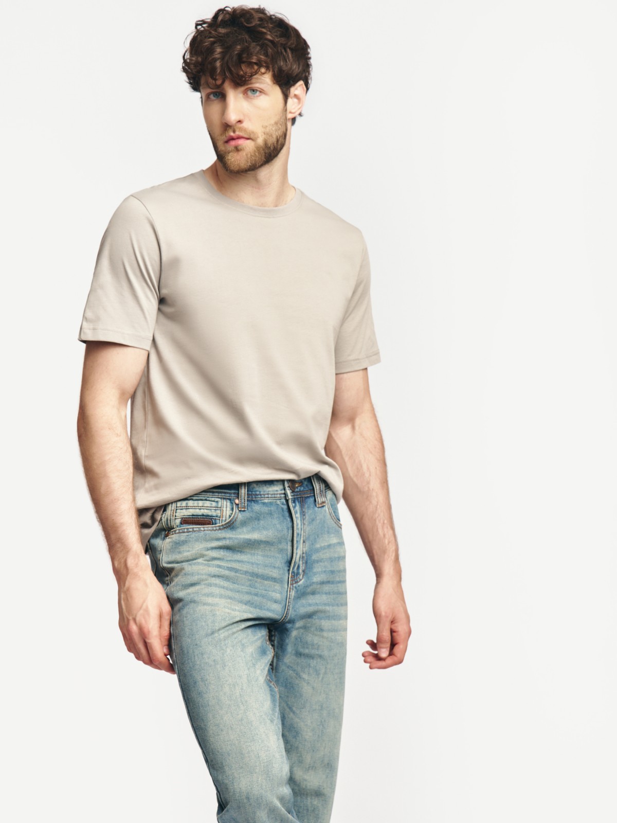 Футболка из хлопка с круглым вырезом