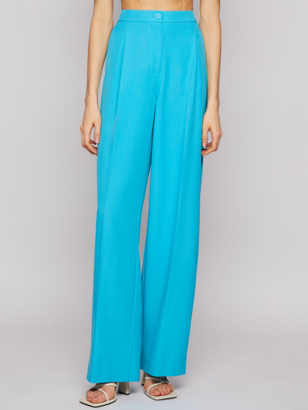 Прямые брюки со стрелками