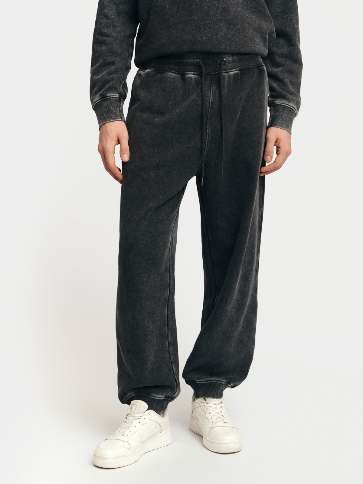 Трикотажные брюки-джоггеры с начёсом