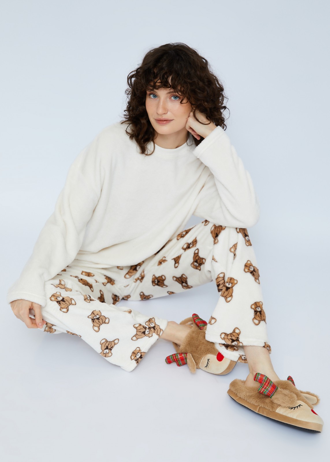 Домашний пижамный комплект из экомеха (свитшот и штаны)