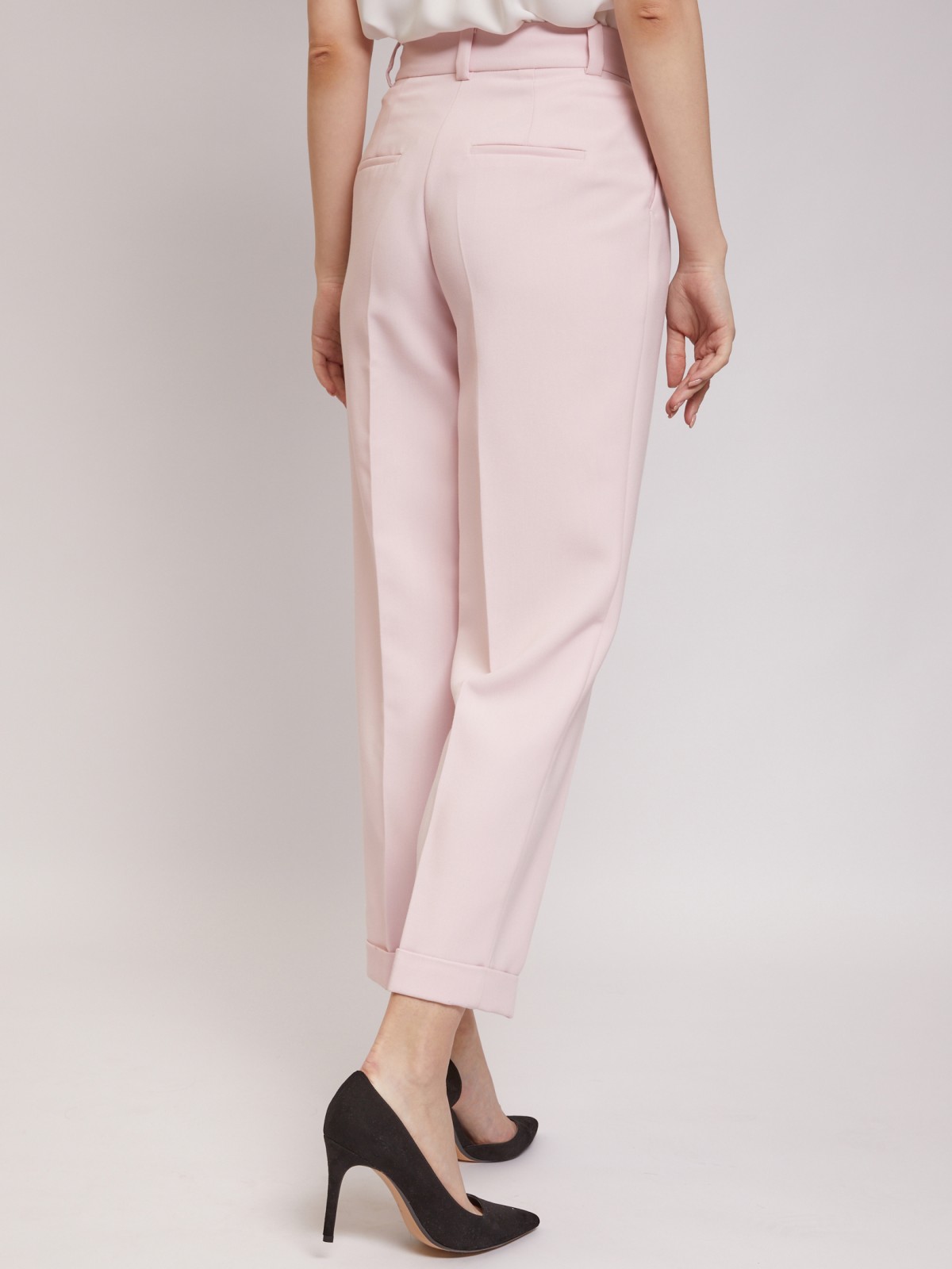 Брюки фасона Carrot