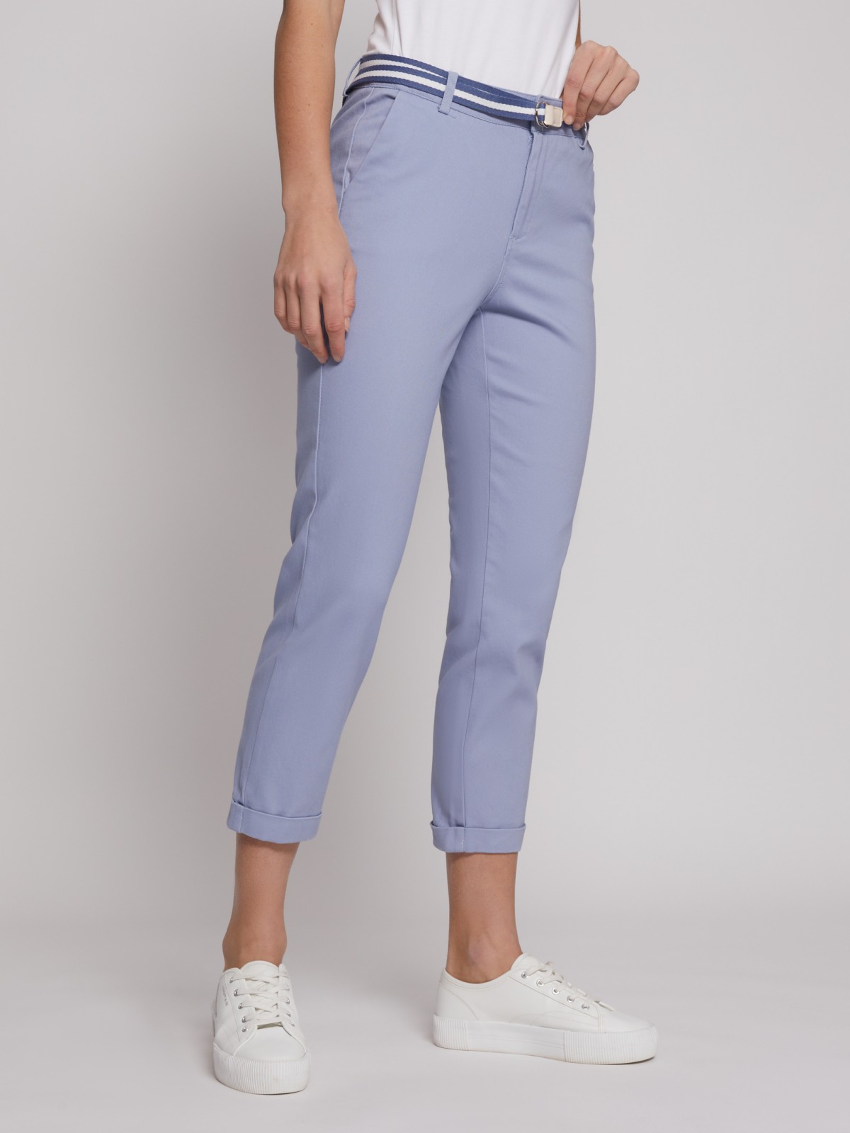 Брюки-чинос с ремнём