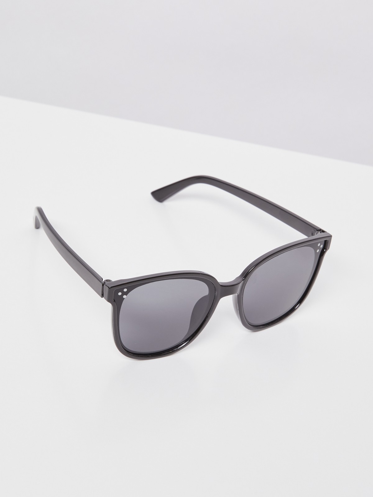 Блузка без рукавов